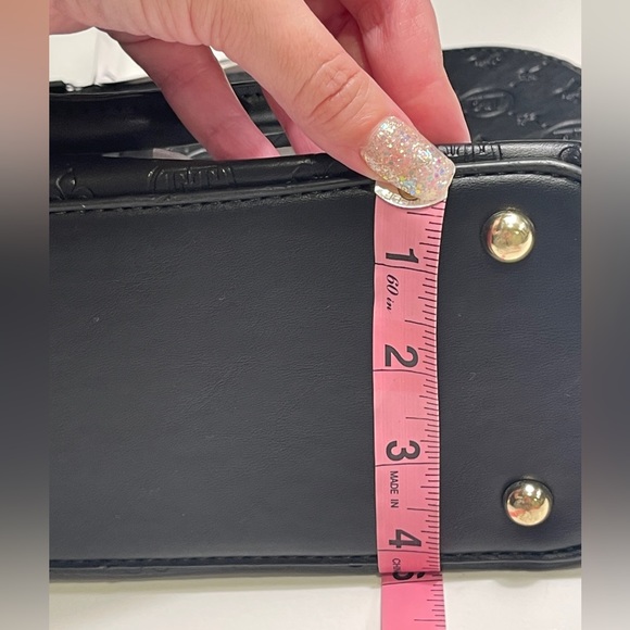 NWT- Ellen Tracy Signature Dome Crossbody Satchel-BLACK - Picture 13 of 15